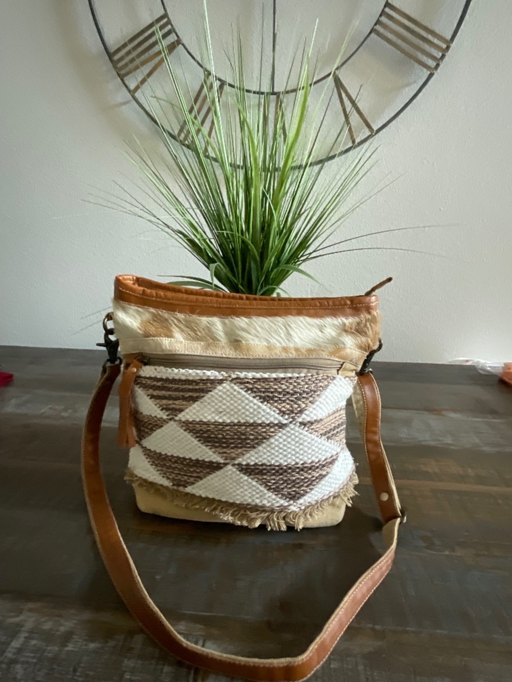 MYRA NWOT CANVAS LEATHER TRIM SHOULDER/HANDBAG